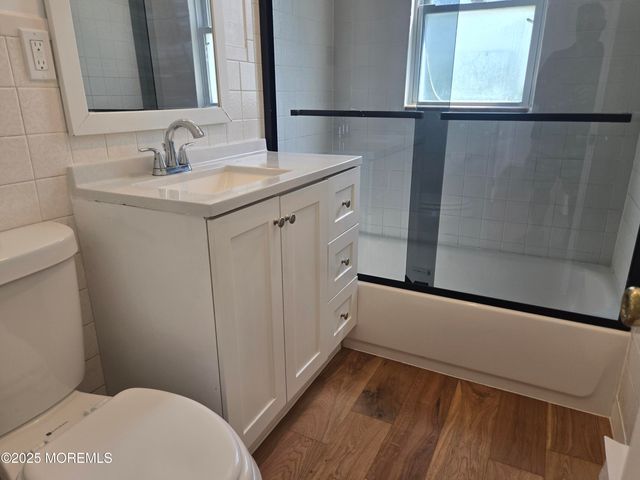 330 Elizabeth Avenue, Toms River, NJ 08753