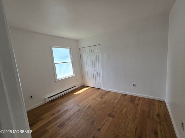 330 Elizabeth Avenue, Toms River, NJ 08753