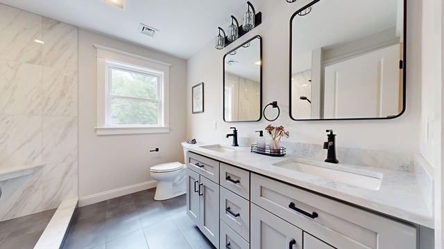 15 Park Street B, North Reading, MA 01864