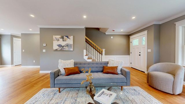 15 Park Street B, North Reading, MA 01864