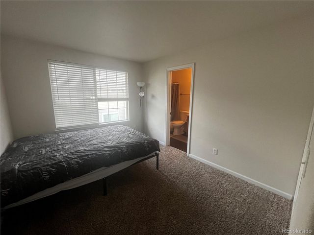16901 E Warren Place B, Aurora, CO 80013