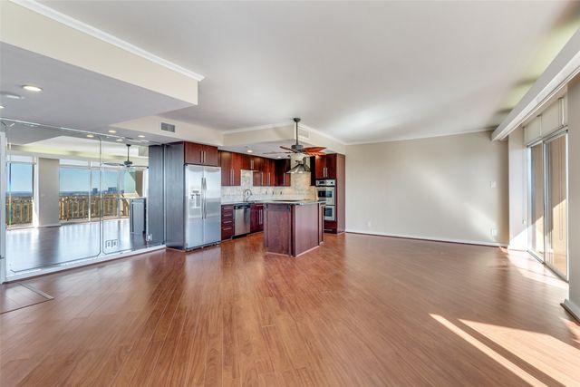 6211 W Northwest Highway 2801, Dallas, TX 75225