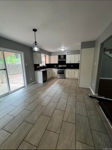 1 Elvie Lane, Cabot, AR 72023