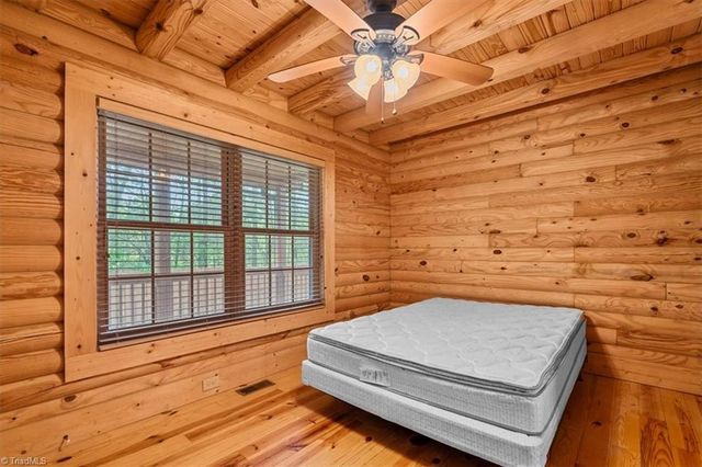 2171 Johnsontown Road, Thomasville, NC 27360