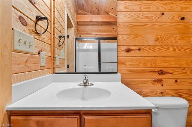 2171 Johnsontown Road, Thomasville, NC 27360