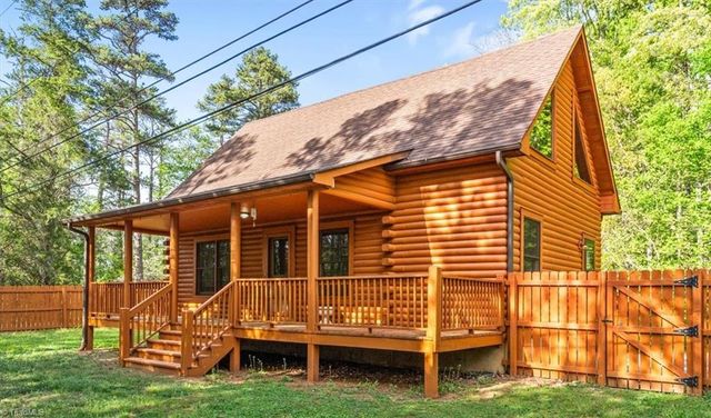 2171 Johnsontown Road, Thomasville, NC 27360