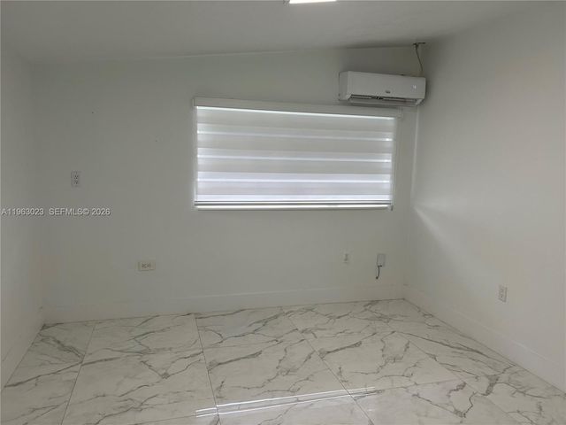 6501 SW 34th St, Miami, FL 33155