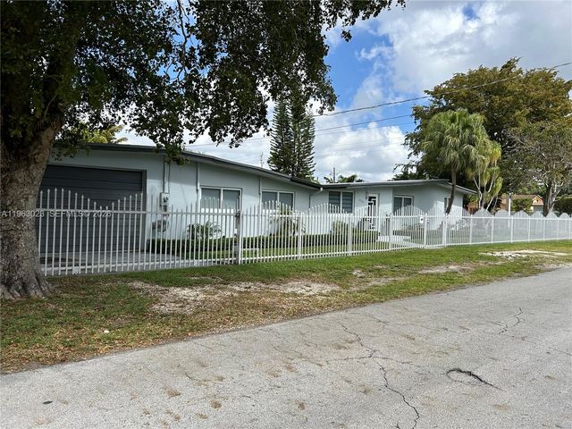 6501 SW 34th St, Miami, FL 33155