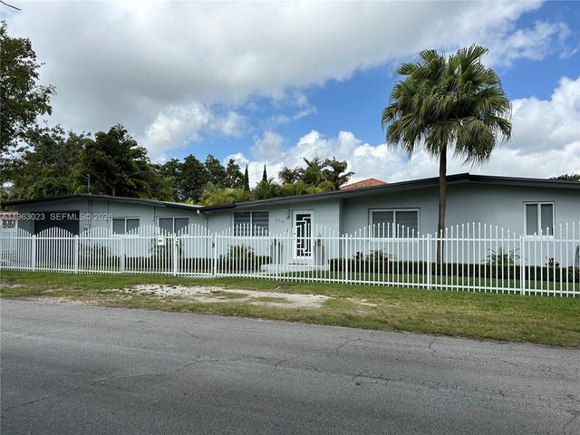 6501 SW 34th St, Miami, FL 33155