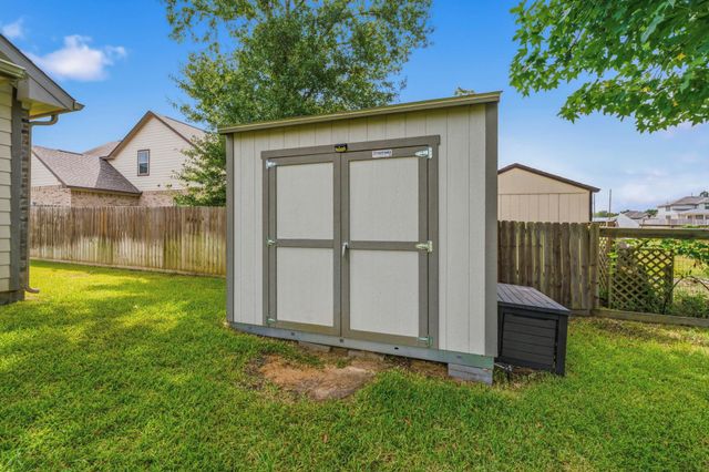 6109 White Oak Leaf Loop, Conroe, TX 77303