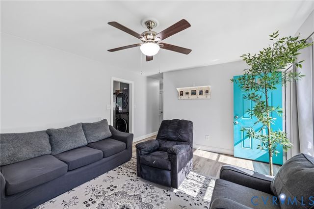 5112 Rollingway RD, Chesterfield, VA 23832