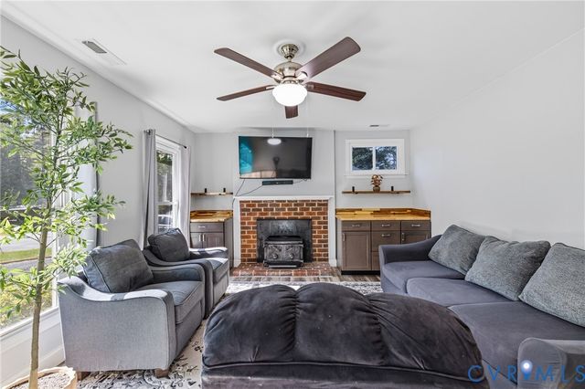 5112 Rollingway RD, Chesterfield, VA 23832