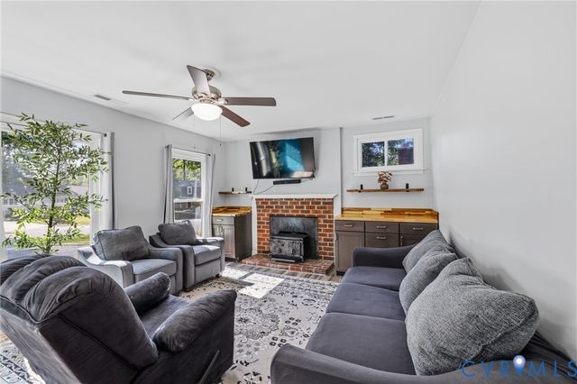 5112 Rollingway RD, Chesterfield, VA 23832