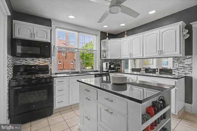 2411 N FRANKLIN, Wilmington, DE 19802