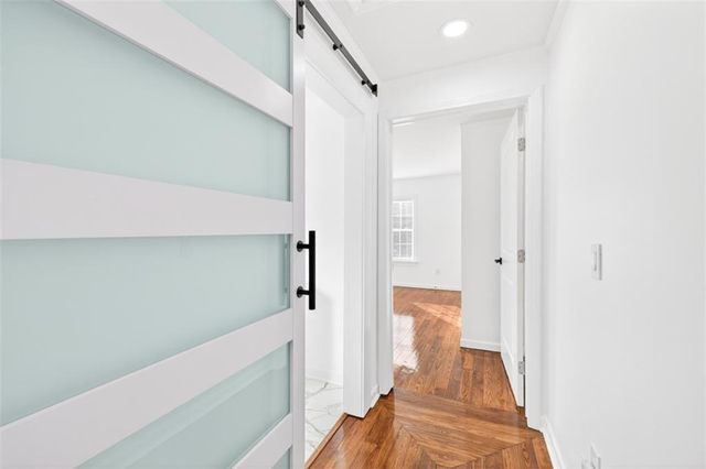 240 E 5th Ave, Winder, GA 30680