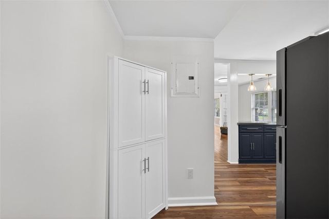 240 E 5th Ave, Winder, GA 30680