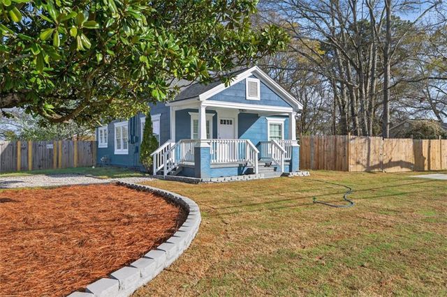 240 E 5th Ave, Winder, GA 30680