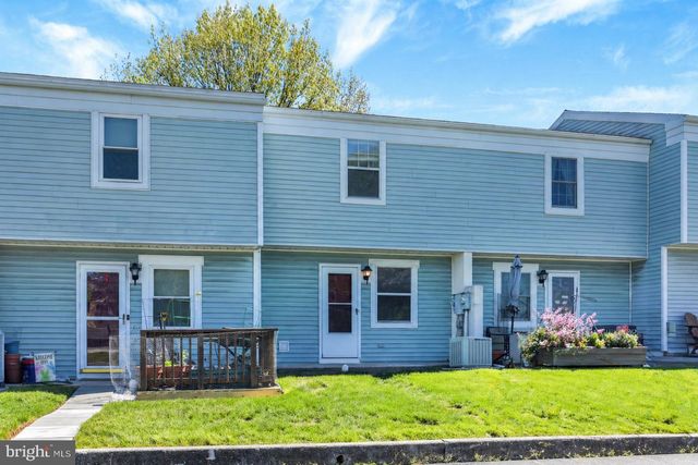 883 OLD SILVER SPRING RD, Mechanicsburg, PA 17055