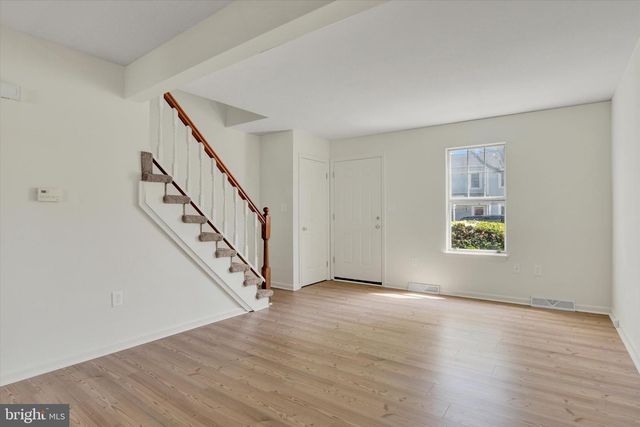 883 OLD SILVER SPRING RD, Mechanicsburg, PA 17055