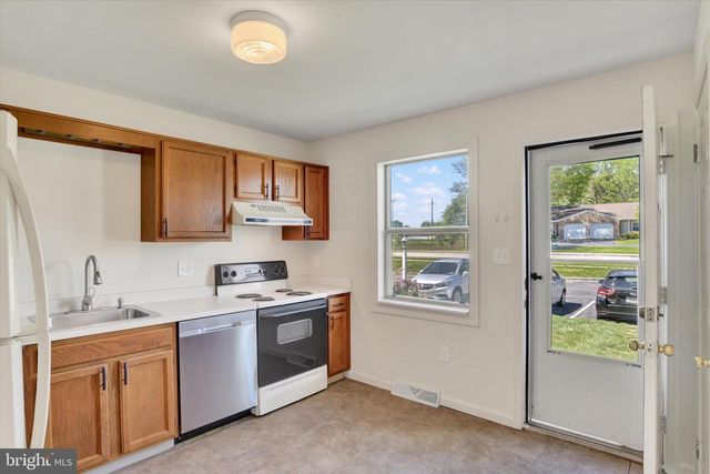 883 OLD SILVER SPRING RD, Mechanicsburg, PA 17055