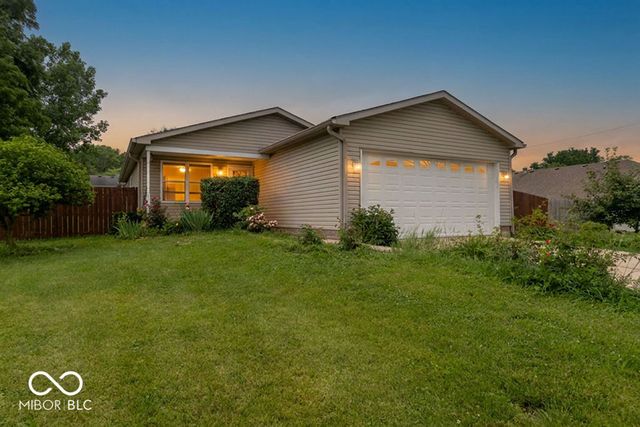 654 S Kentucky Street, Danville, IN 46122