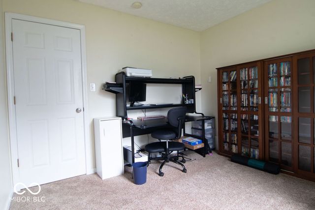 654 S Kentucky Street, Danville, IN 46122
