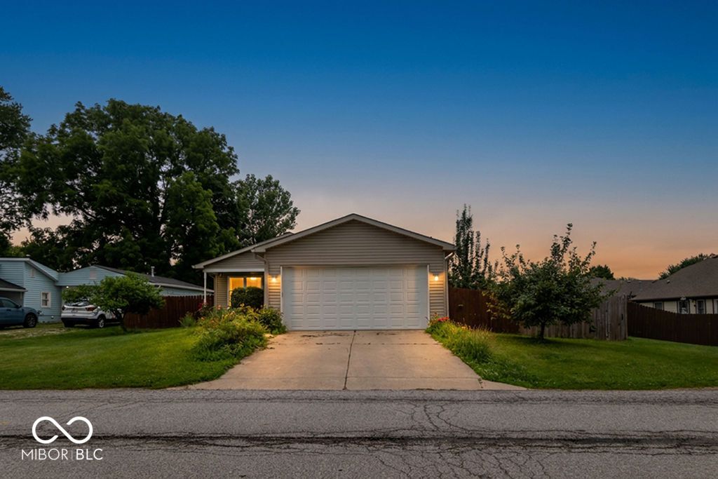 654 S Kentucky Street, Danville, IN 46122
