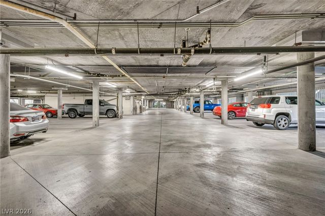 220 East Flamingo Road 302, Las Vegas, NV 89169