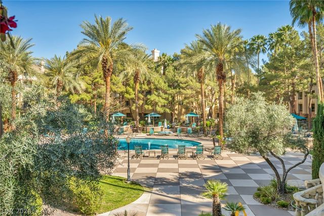 220 East Flamingo Road 302, Las Vegas, NV 89169