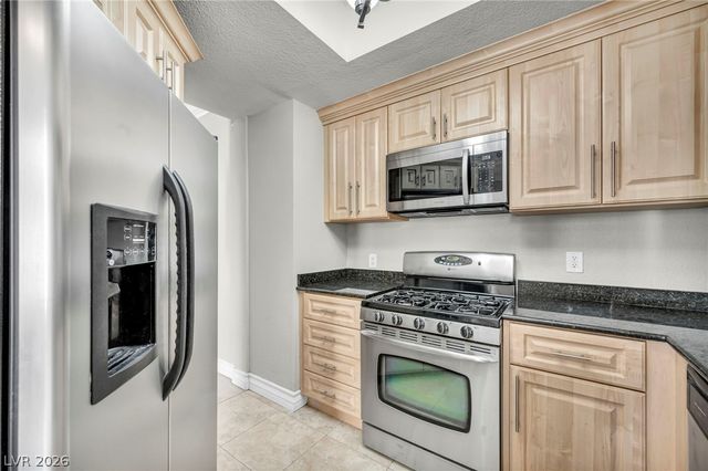 220 East Flamingo Road 302, Las Vegas, NV 89169