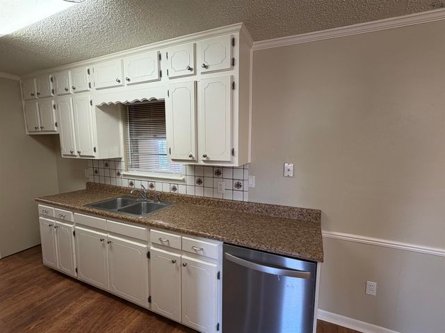 5127 PARKLANE DRIVE, Wichita Falls, TX 76310