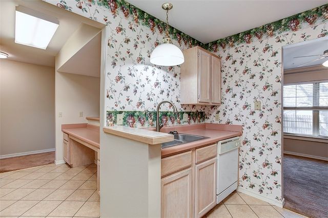 706 Meghan Street, Siloam Springs, AR 72761