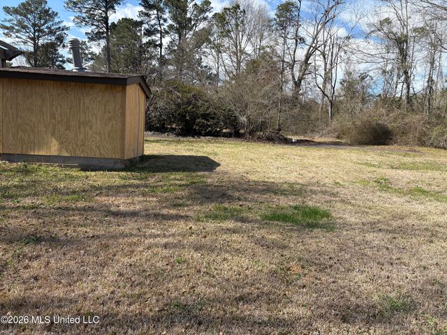 348 Old Magee Road, Magee, MS 39111