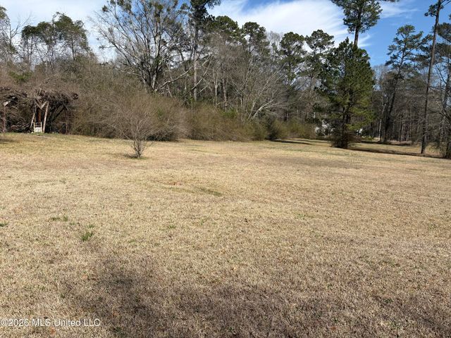 348 Old Magee Road, Magee, MS 39111