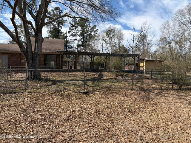 348 Old Magee Road, Magee, MS 39111