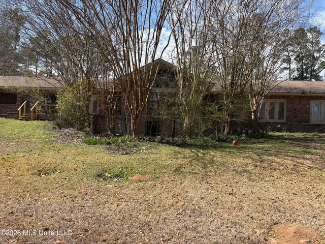 348 Old Magee Road, Magee, MS 39111