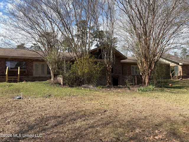 348 Old Magee Road, Magee, MS 39111