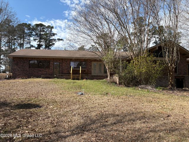 348 Old Magee Road, Magee, MS 39111