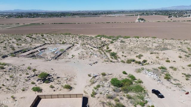 32 Janis Avenue, El Paso, TX 79927