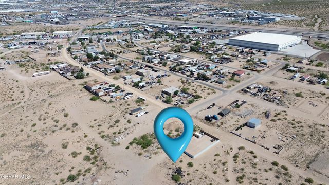 32 Janis Avenue, El Paso, TX 79927