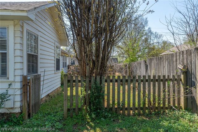 112 W Atlanta Street, Greenwood, AR 72936