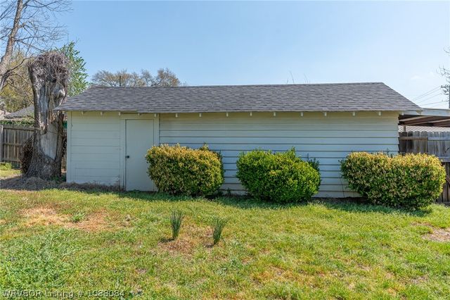 112 W Atlanta Street, Greenwood, AR 72936