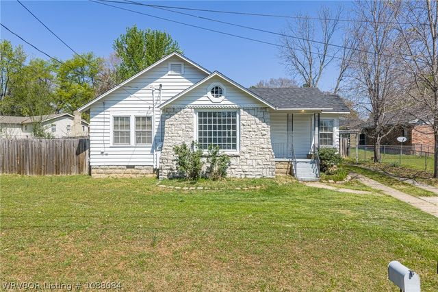 112 W Atlanta Street, Greenwood, AR 72936