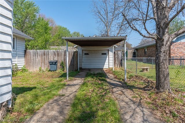 112 W Atlanta Street, Greenwood, AR 72936