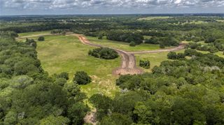 25 Ridgewood Farms Way, Brenham, TX 77833