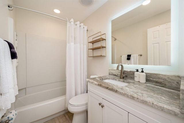 330 Bluefish Drive 105, Fort Walton Beach, FL 32548