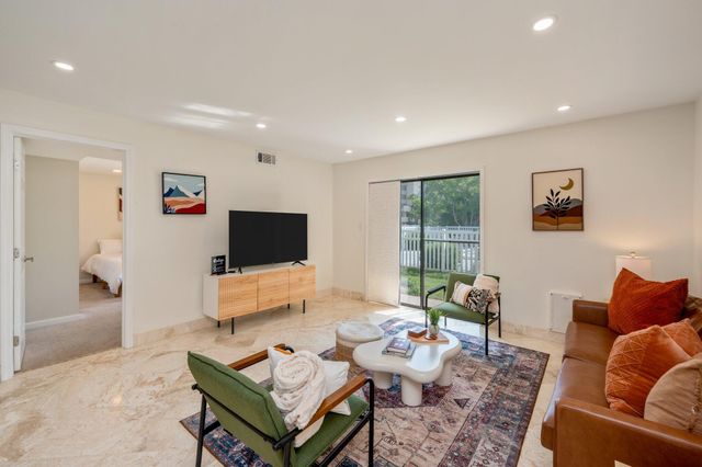 330 Bluefish Drive 105, Fort Walton Beach, FL 32548