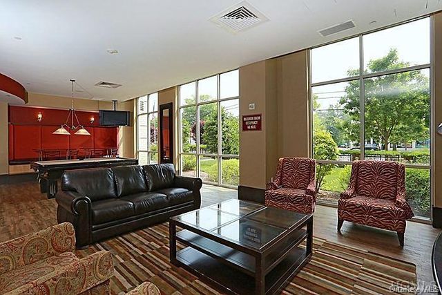 300 Mamaroneck Avenue 514, White Plains, NY 10605