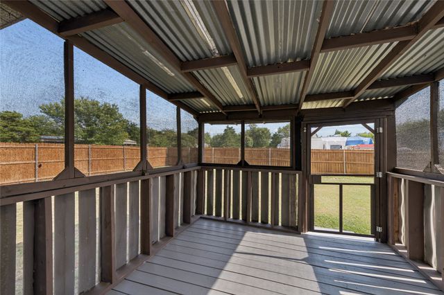 5776 County Road 927, Nevada, TX 75173