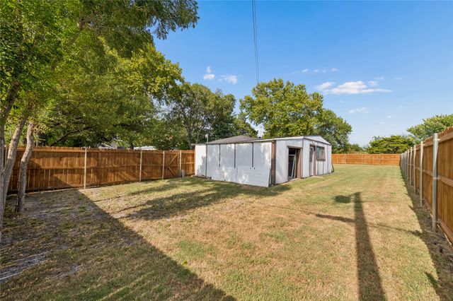 5776 County Road 927, Nevada, TX 75173